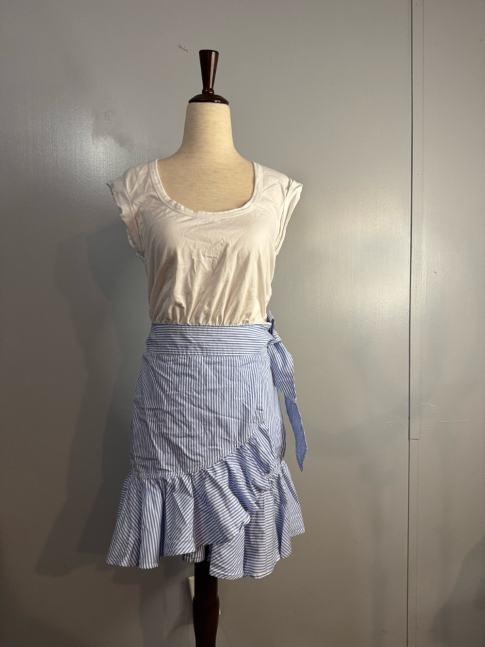 Veronica Beard Blue and White Striped Tie-Waist Wrap Mini Dress Size XS